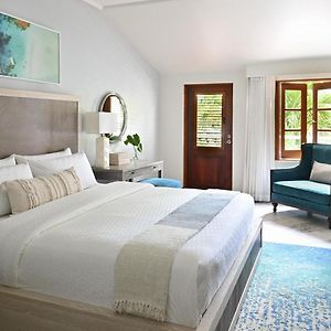 Luxury Pool Side King Room